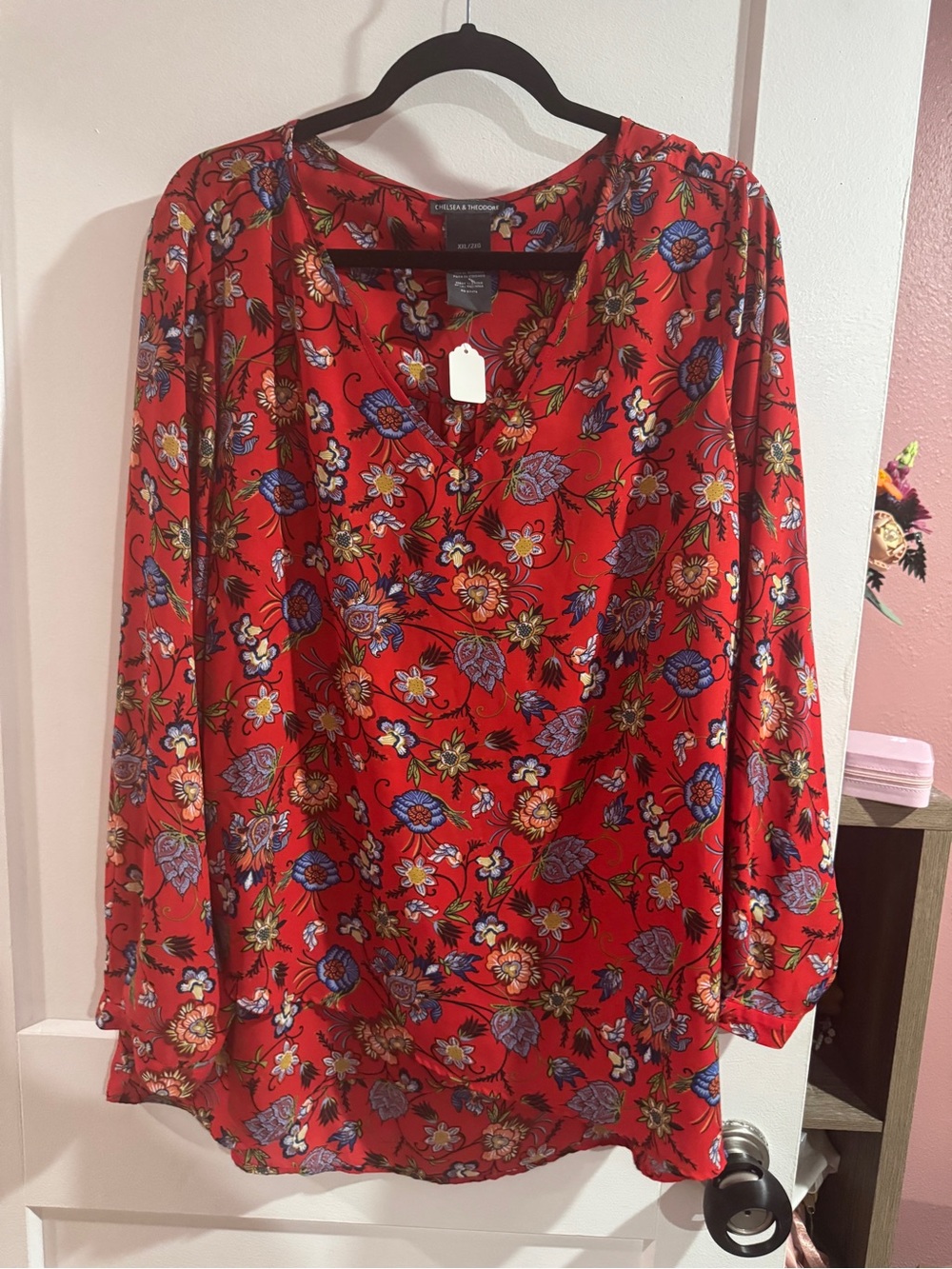 Chelsea & Theodore Red Floral V-Neck Blouse